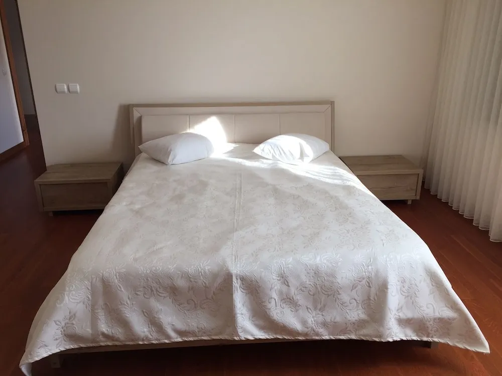 Family Villa, 4 Yatak Odası, Teras, Bahçe Manzaralı