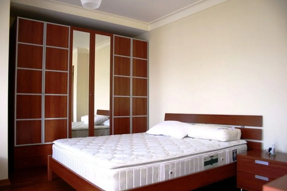 Family Villa, 4 Yatak Odası, Teras, Bahçe Manzaralı