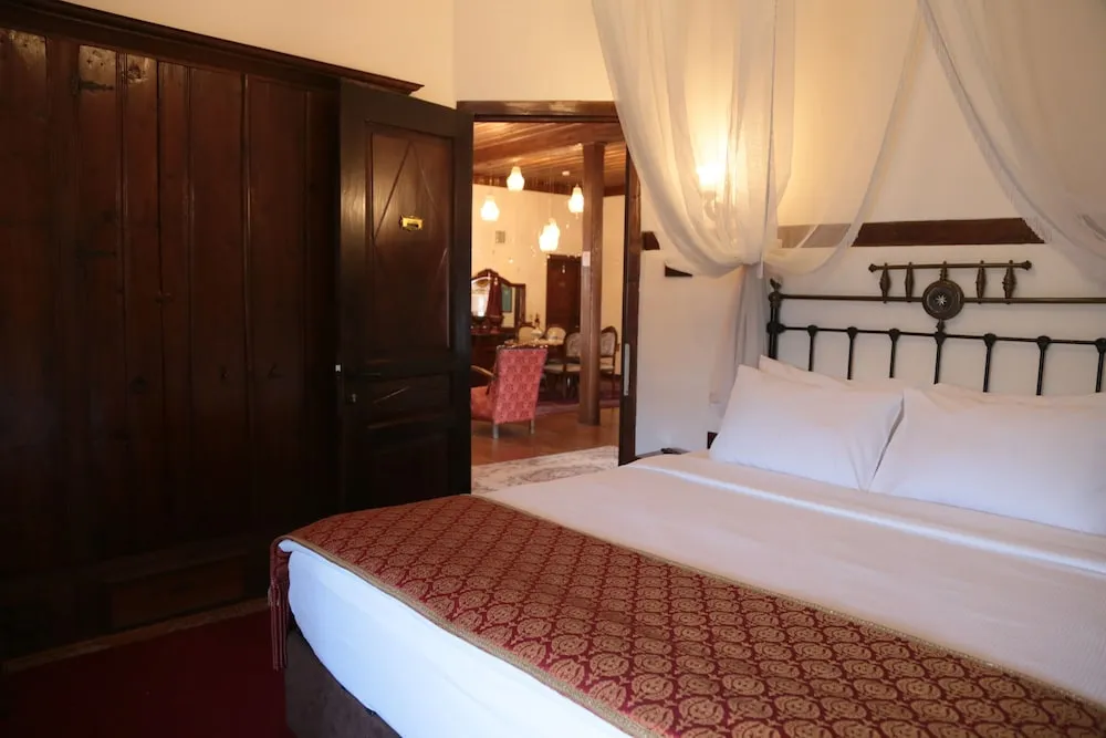 Deluxe Tek Büyük veya İki Ayrı Yataklı Oda