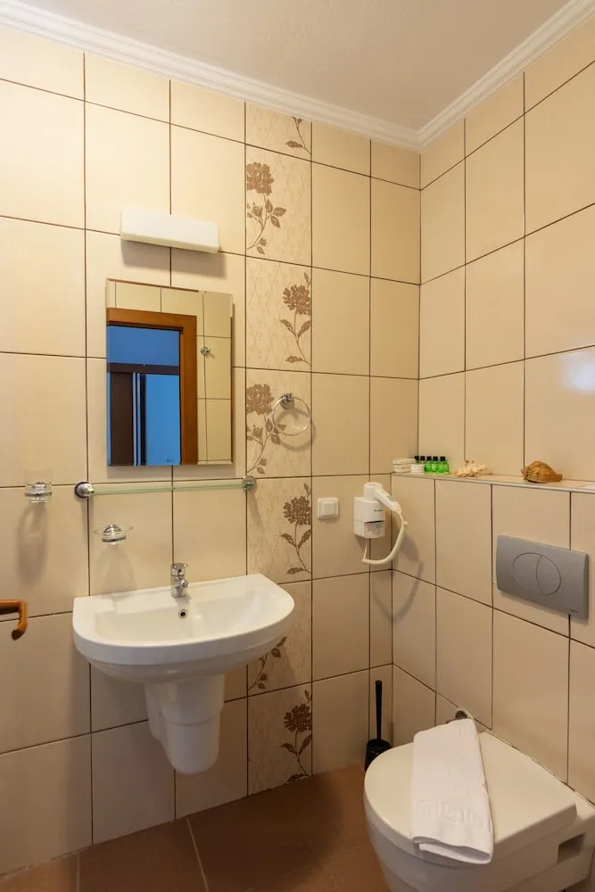 Standard Üç Kişilik Oda
