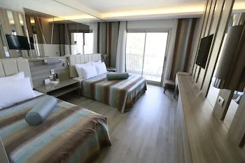 Turunç Premium Hotel