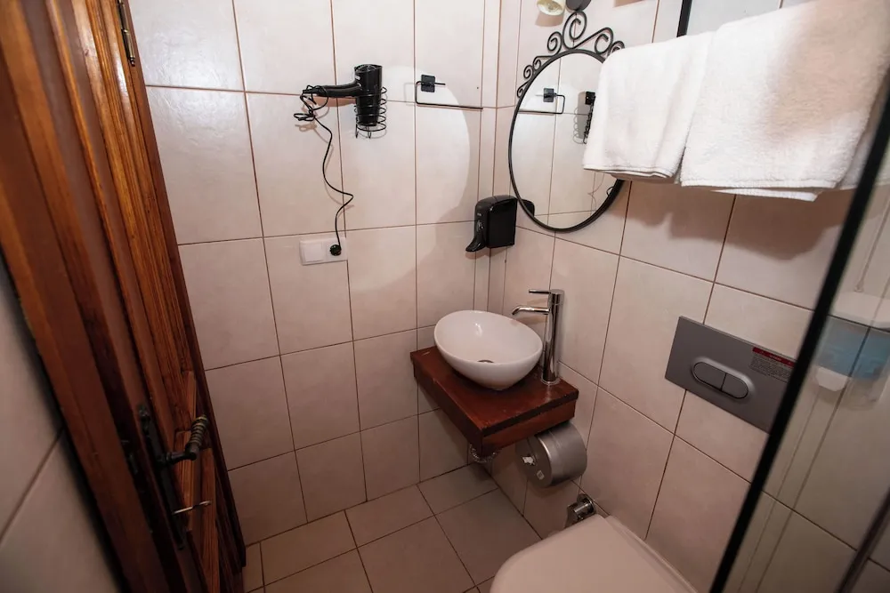 Premium Tek Büyük Yataklı Oda, 1 Çift Kişilik Yatak, Dağ Manzaralı