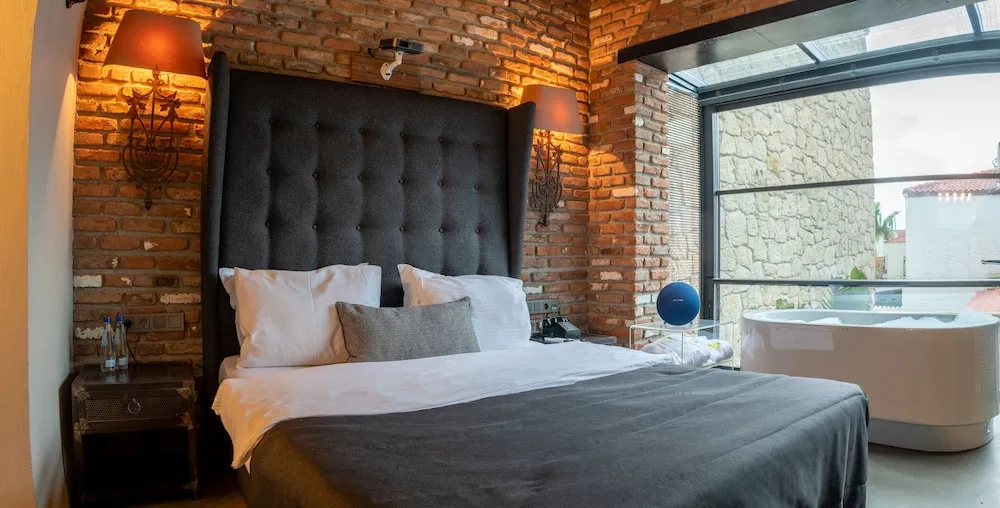 Design Suit Somineli ve Jakuzi