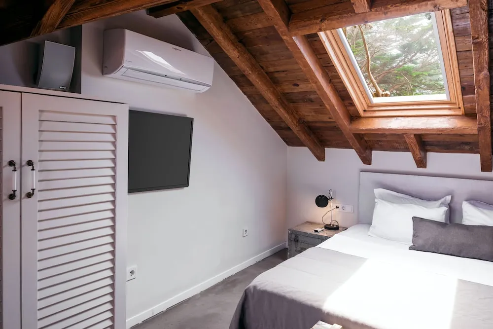 Deluxe Tek Büyük Yataklı Oda, Sıcak Su Küveti