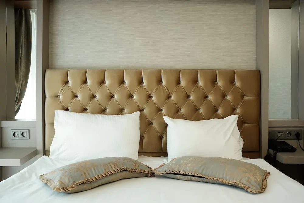 Standard Büyük Yataklı Tek Kişilik Oda