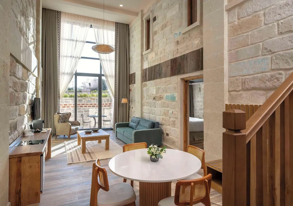 Master Suite Duplex