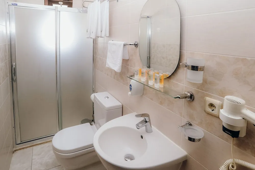 Comfort Üç Kişilik Oda, 1 Yatak Odası