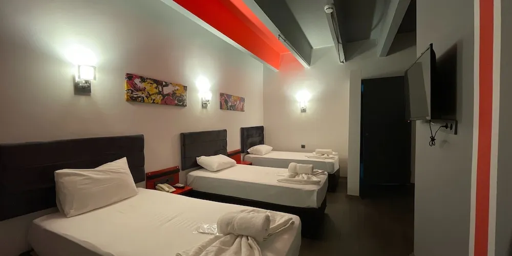 Standard Üç Kişilik Oda, 3 Tek Kişilik Yatak