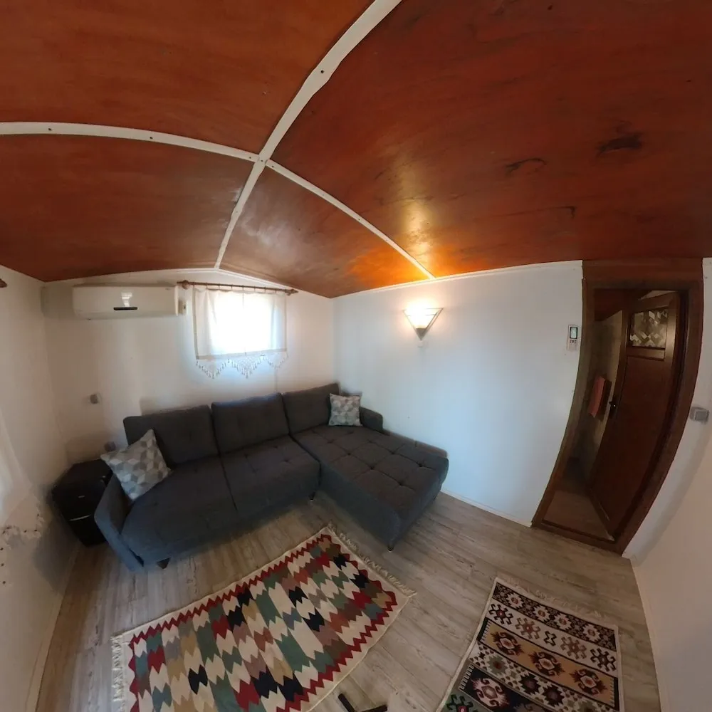 Family Bungalov, 1 Büyük (Queen) Boy Yatak ve Çekyat, Özel Banyo, Bahçe Manzaralı