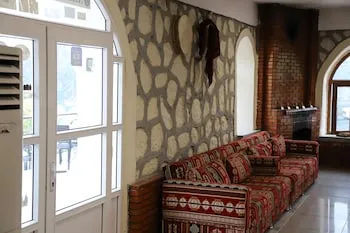 Nemrut Euphrat Hotel