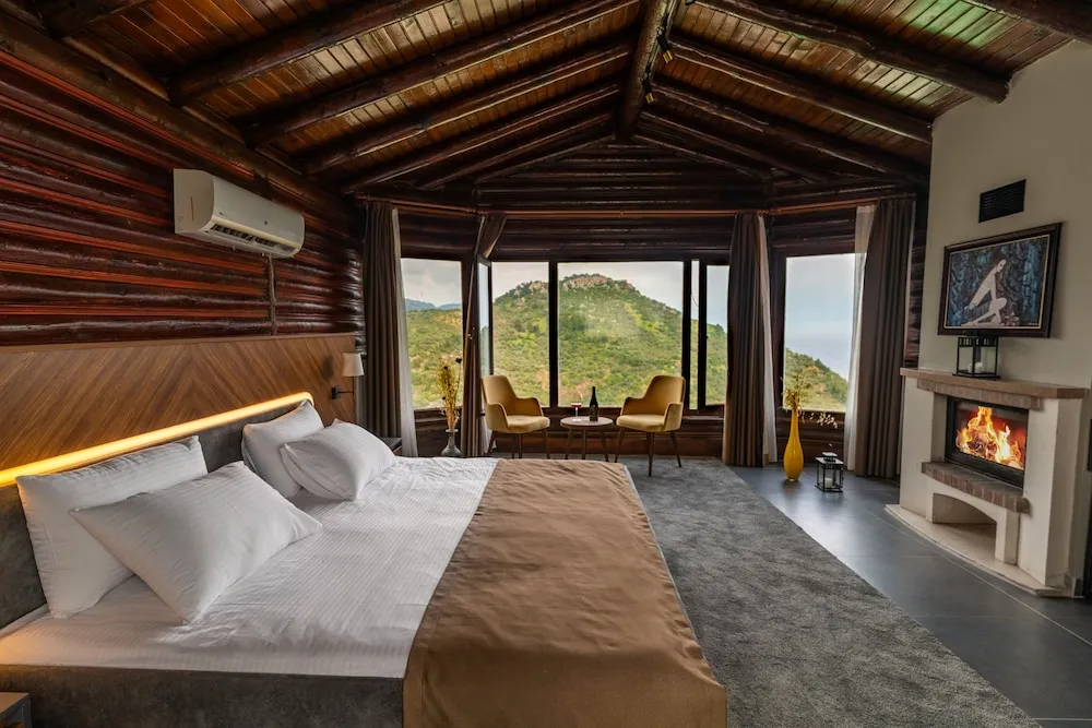 Duplex Room with Fireplace