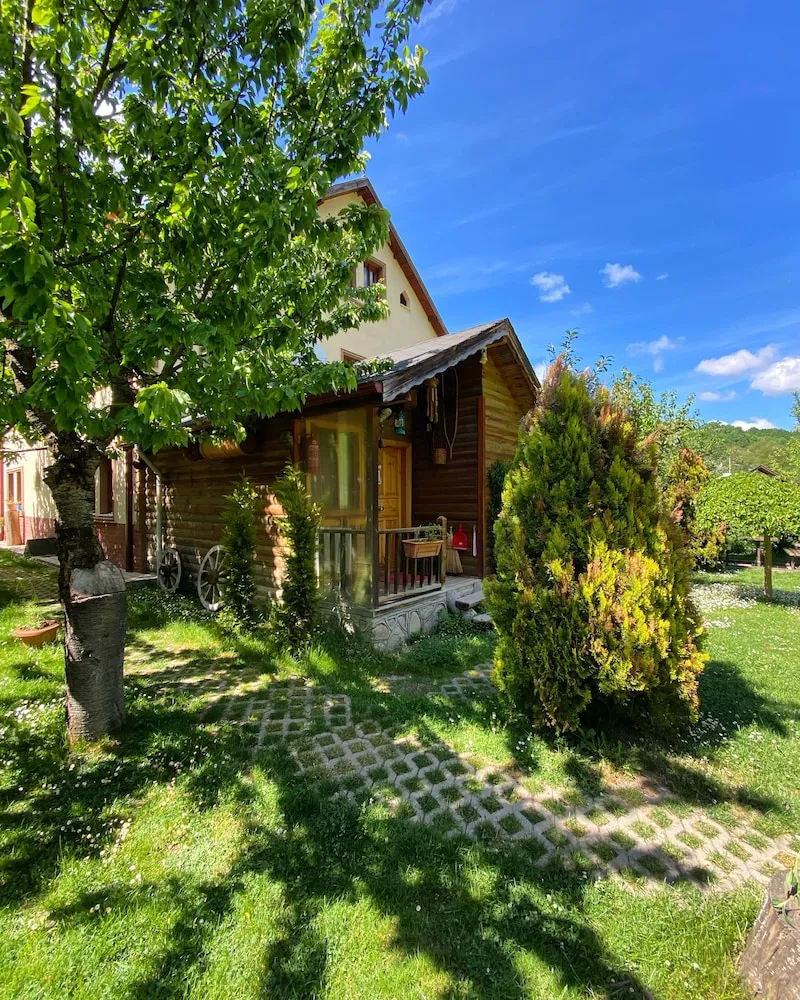 Bungalov