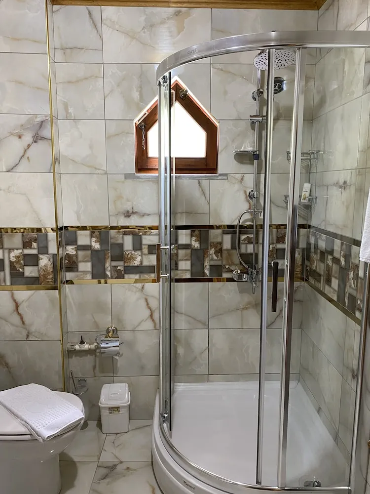 Standard Tek Büyük Yataklı Oda, 1 Çift Kişilik Yatak, Bahçe Manzaralı, Ek Bina