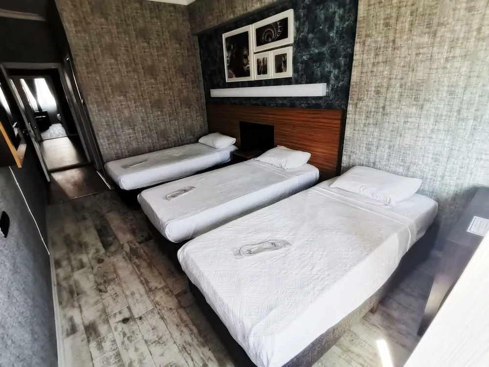 Standard Üç Kişilik Oda