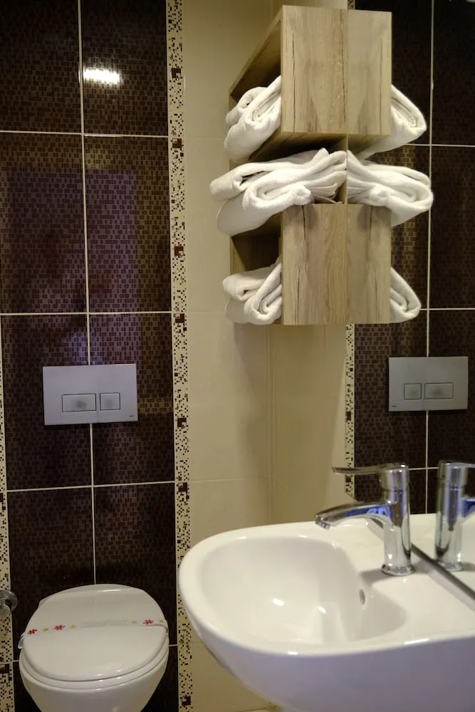 Standard Tek Büyük veya İki Ayrı Yataklı Oda