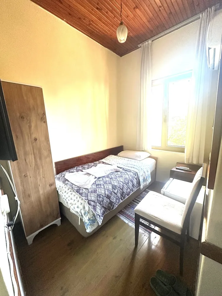 Standard Tek Kişilik Oda