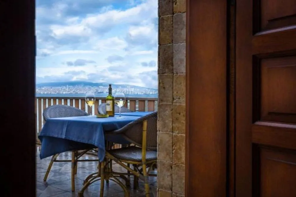 Deluxe Oda, Balkon