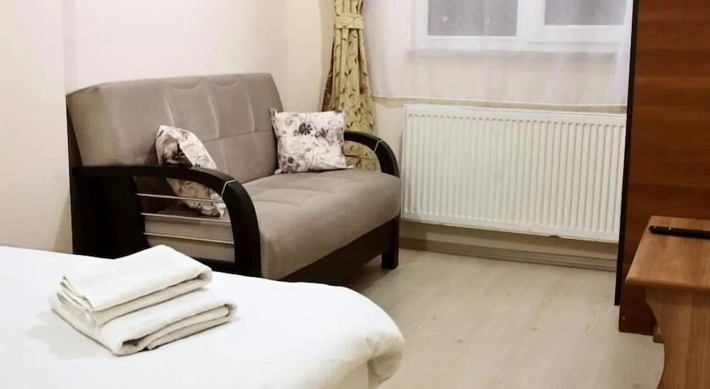 Standard Tek Büyük veya İki Ayrı Yataklı Oda