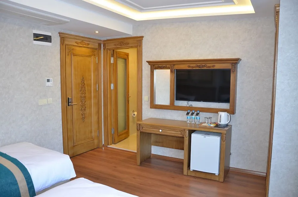 Superior Family Room with Balcony