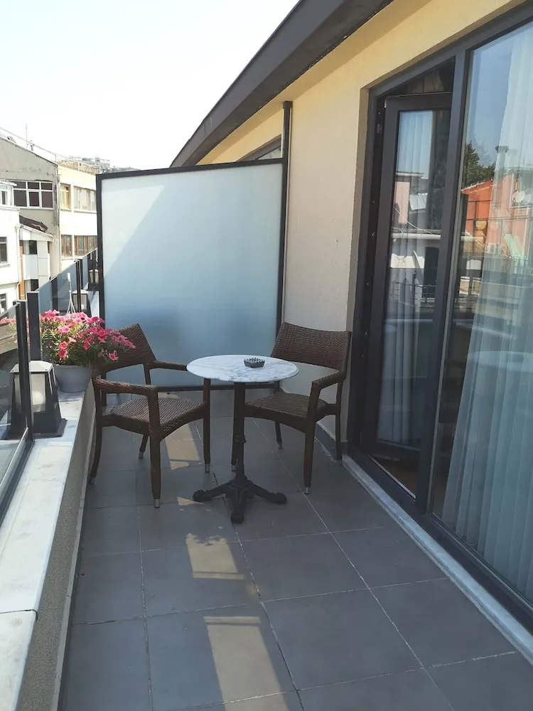 Superior Double Room with Balcony