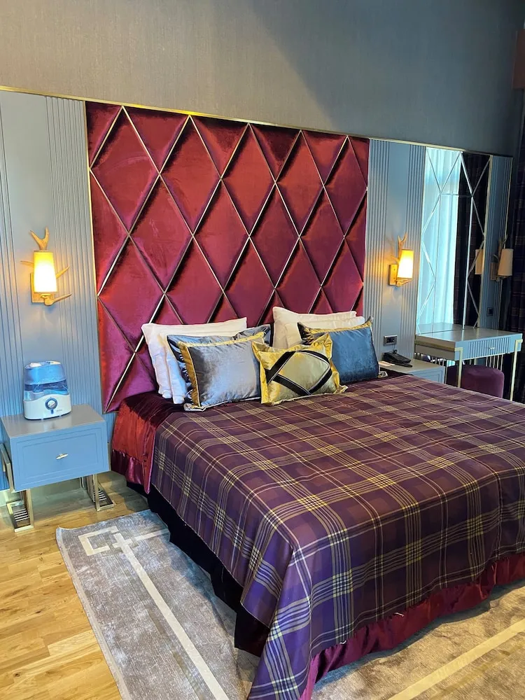 Vista Suite with Balcony
