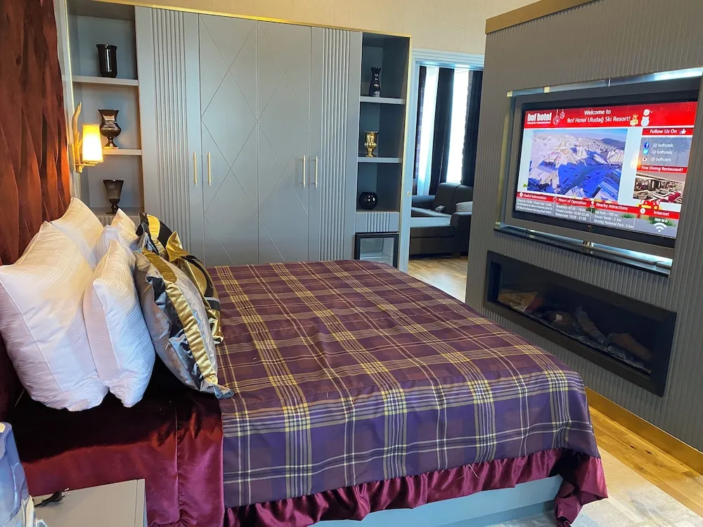 Vista Suite with Balcony