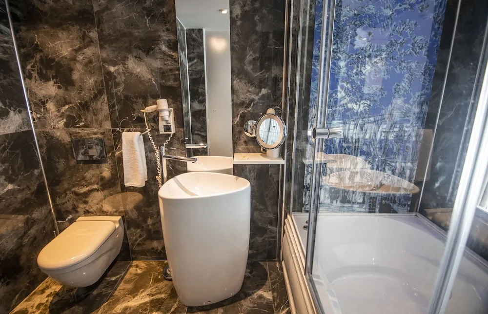 Deluxe Tek Büyük Yataklı Oda, Deniz Manzaralı