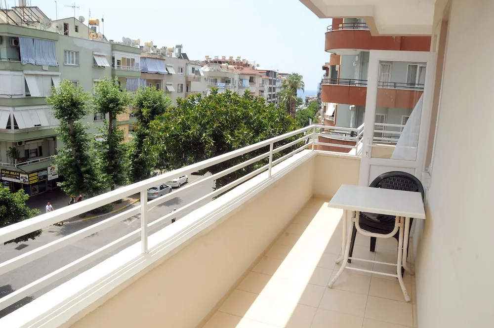 Standard Tek Büyük veya İki Ayrı Yataklı Oda