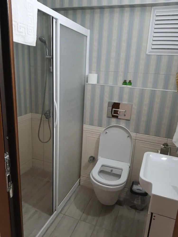 Deluxe Üç Kişilik Oda
