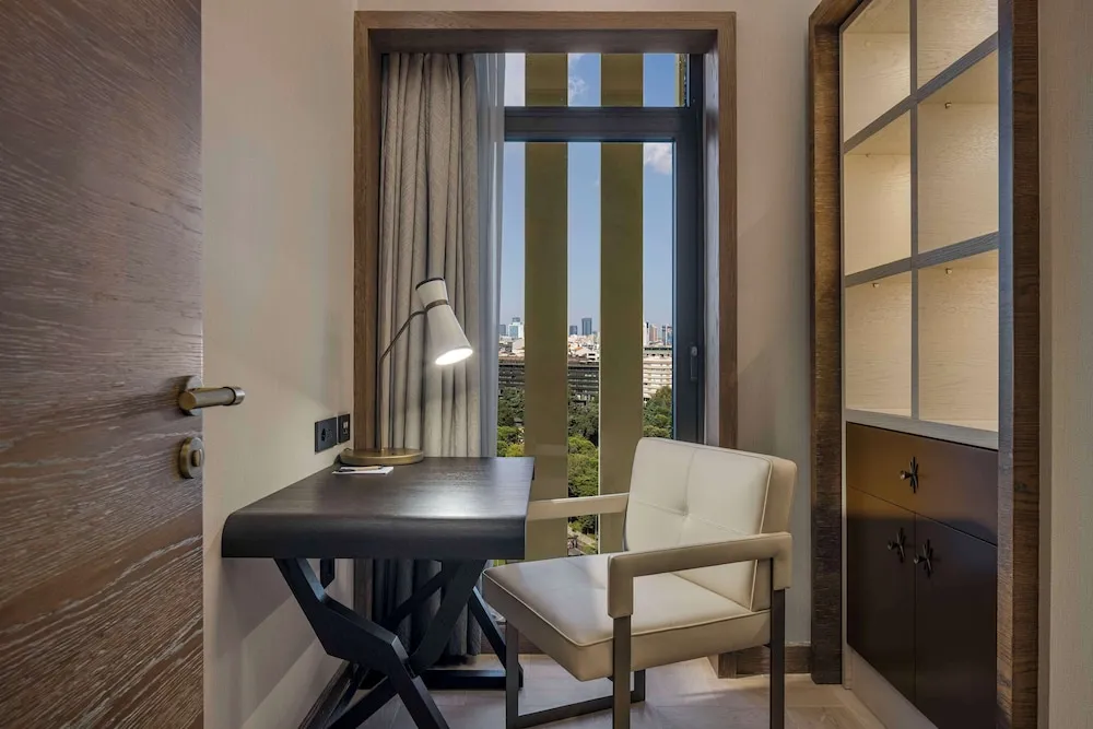 Ambassador Suite