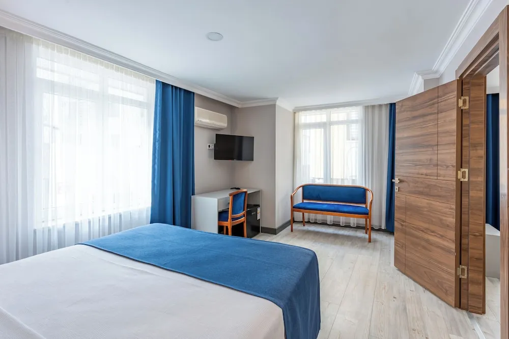 Family Suit 1+1 Room