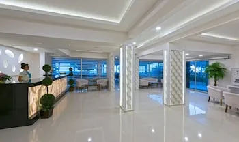 Kleopatra Life Hotel & SPA