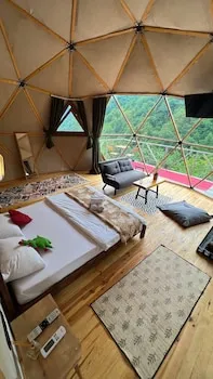 North Dome Suite