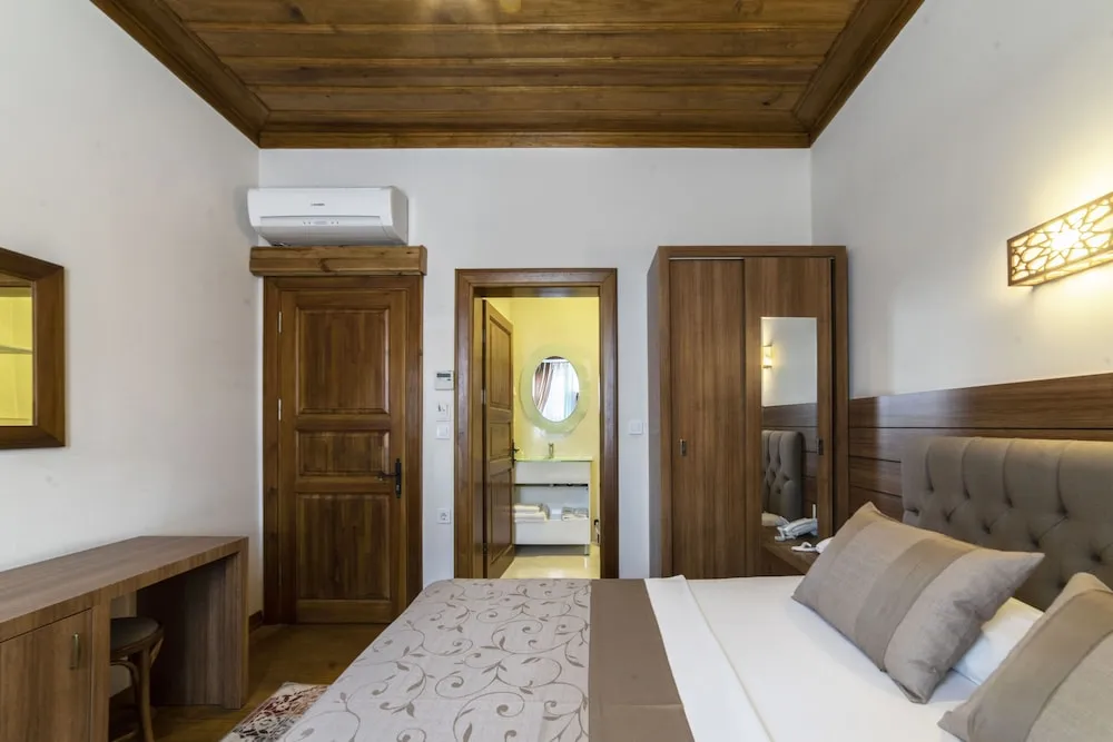 Economy Tek Büyük Yataklı Oda