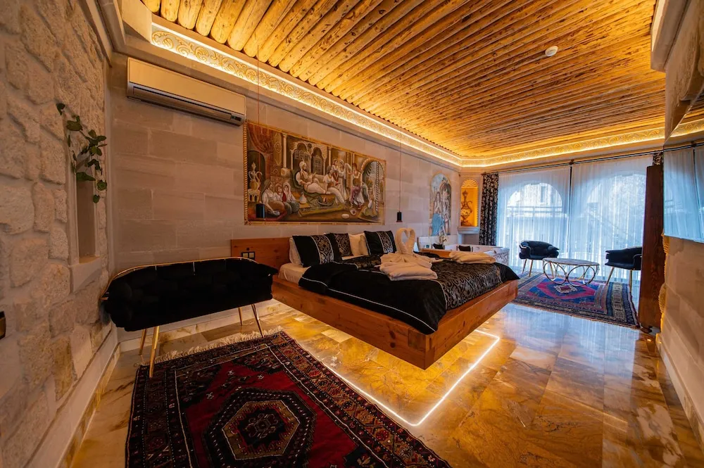 Luxury Tek Büyük Yataklı Oda