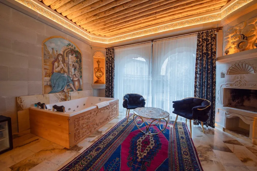 Luxury Tek Büyük Yataklı Oda