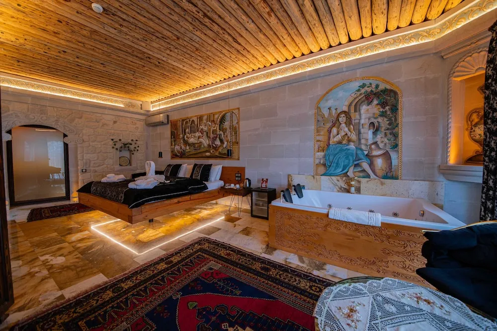 Luxury Tek Büyük Yataklı Oda