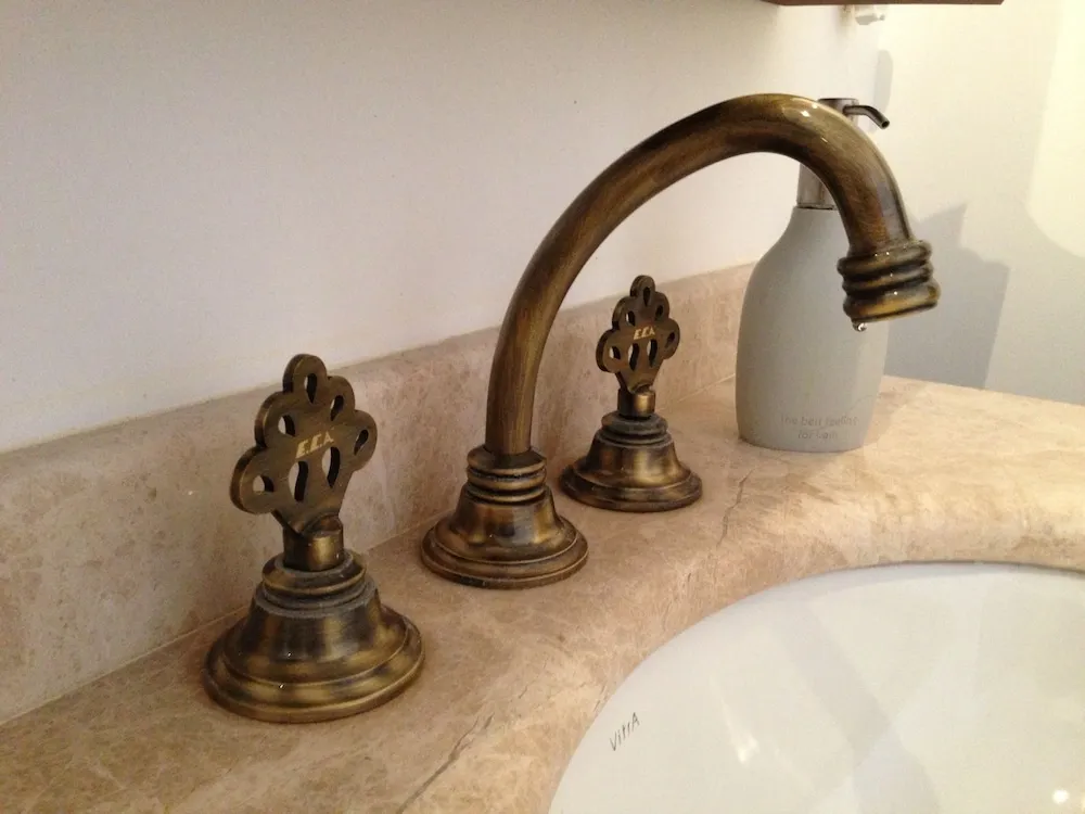 Traditional Tek Büyük Yataklı Oda, Ortak Banyo