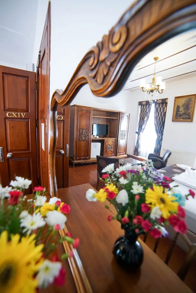 Comfort Tek Büyük Yatakli Oda
