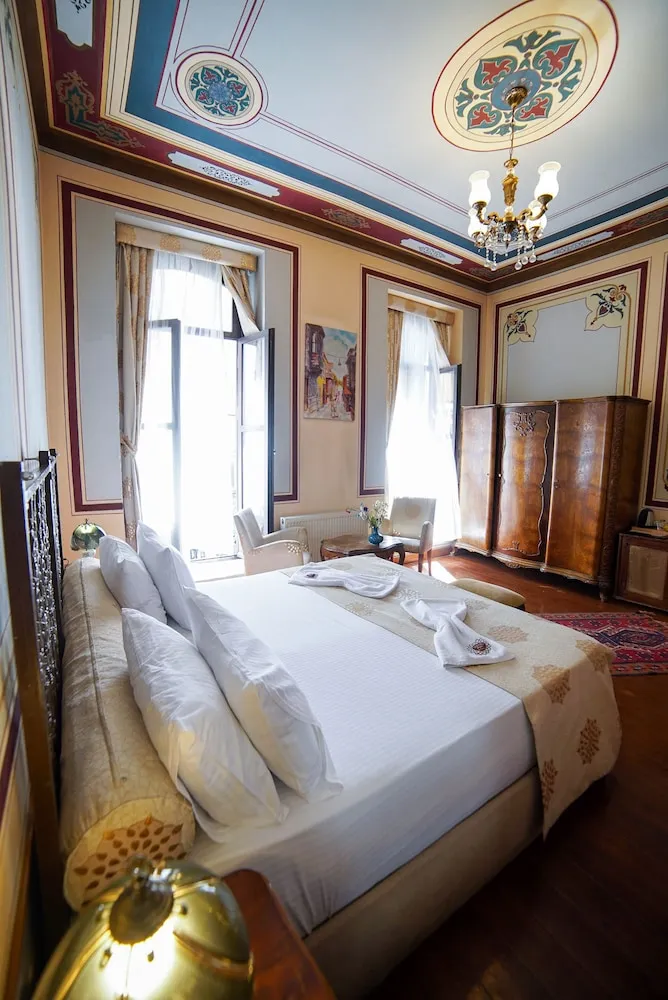 Comfort Tek Büyük Yatakli Oda