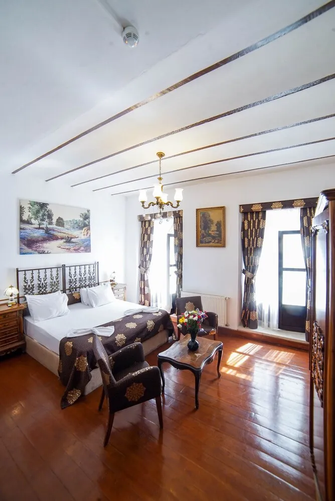 Comfort Tek Büyük Yatakli Oda