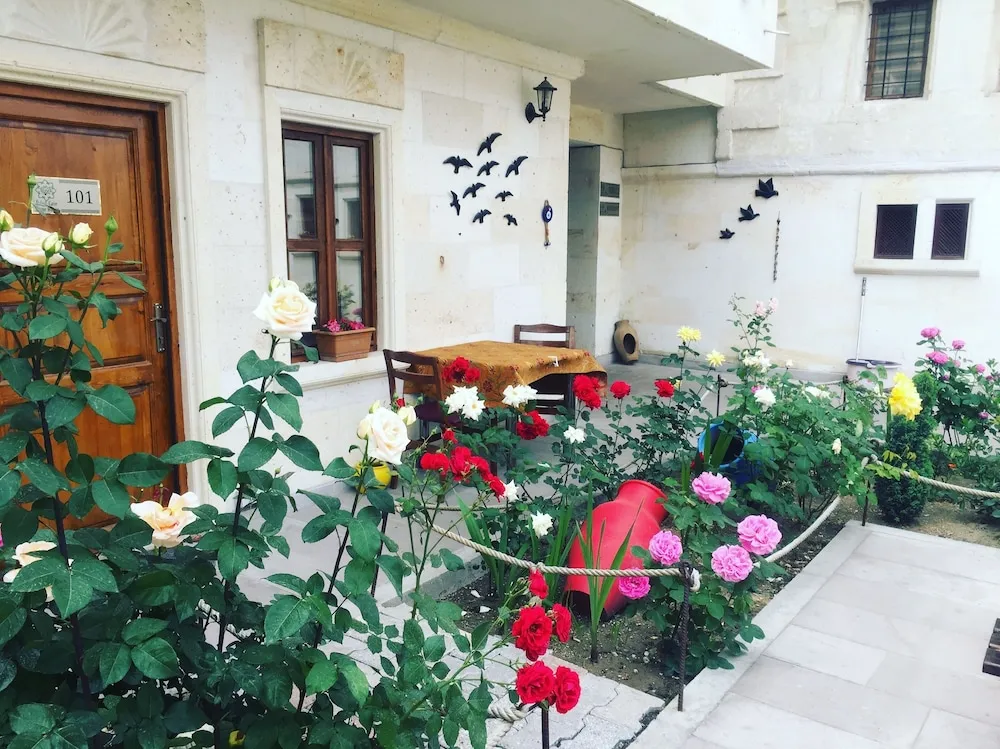 Üç Kişilik Oda