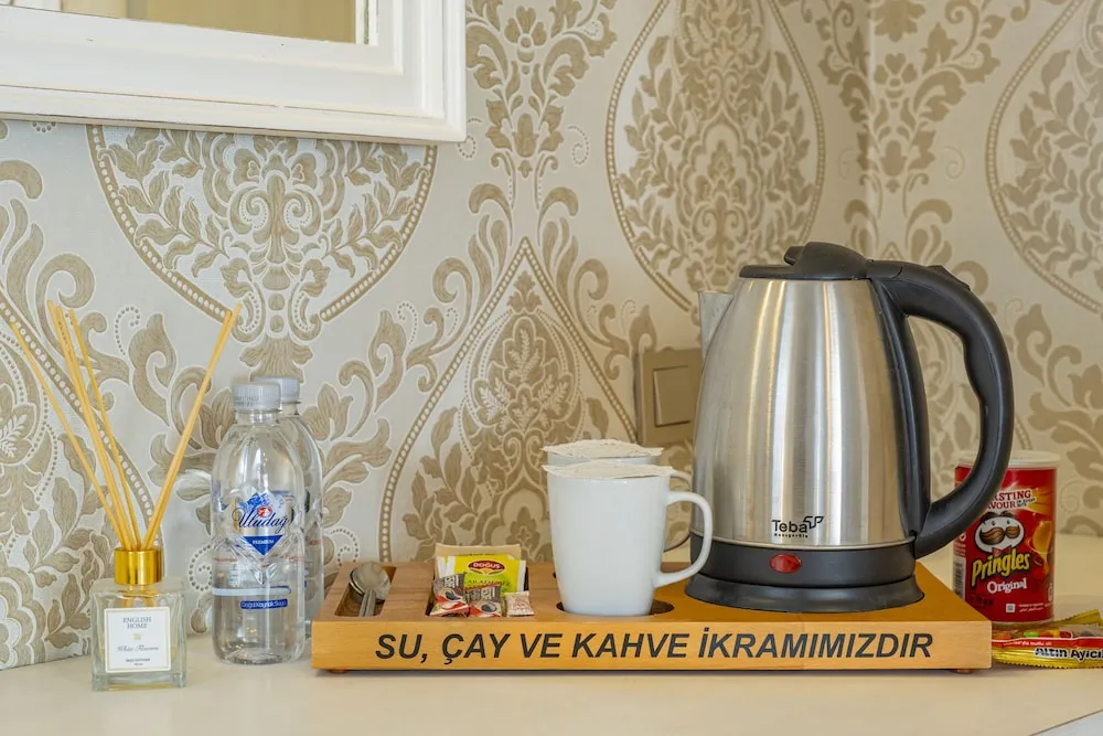 Suite with Bay Window