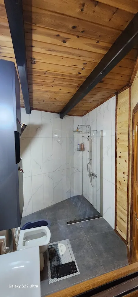 Panoramic Tek Büyük Yataklı Oda