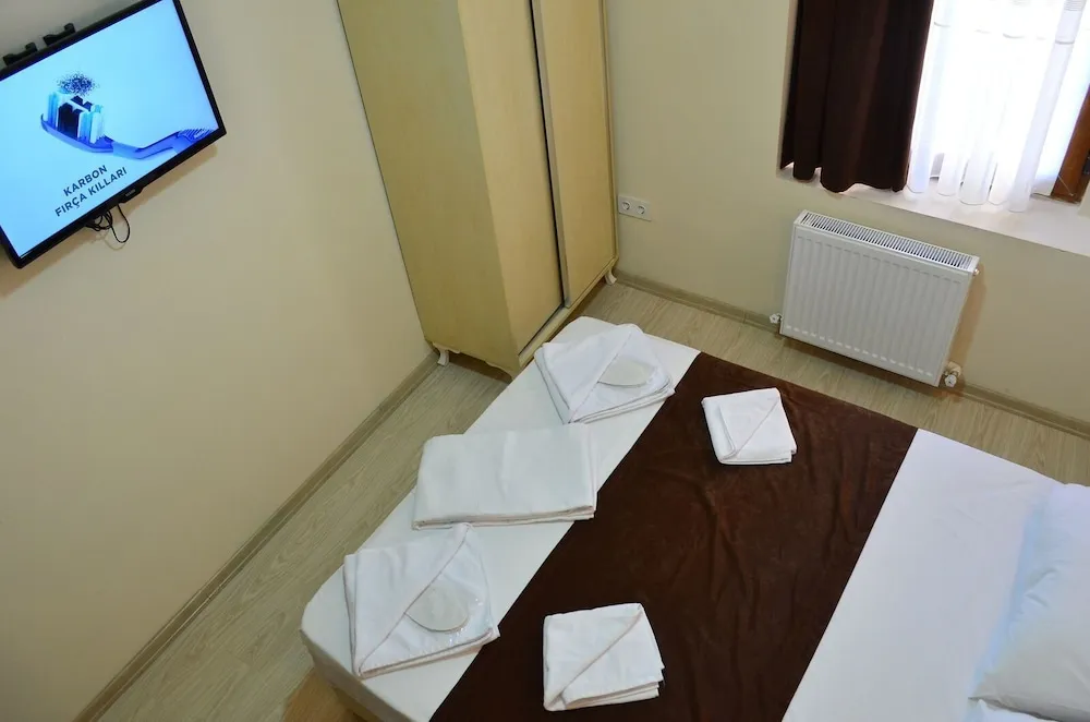 Standard Tek Büyük Yataklı Oda