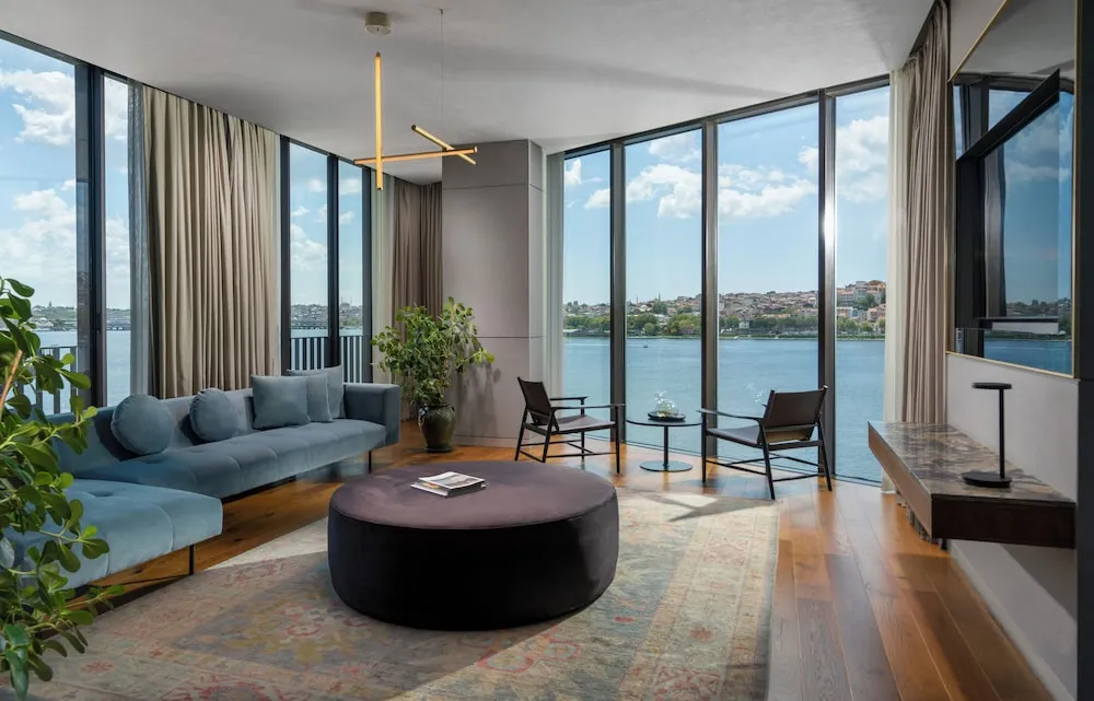 Executive Süit, 1 Yatak Odası, Teras, Deniz Manzaralı (Complimentary Butler Service)