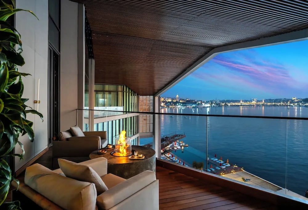 One Bedroom Duplex Terrace Suite with Sea View - Complimentary Butler Service