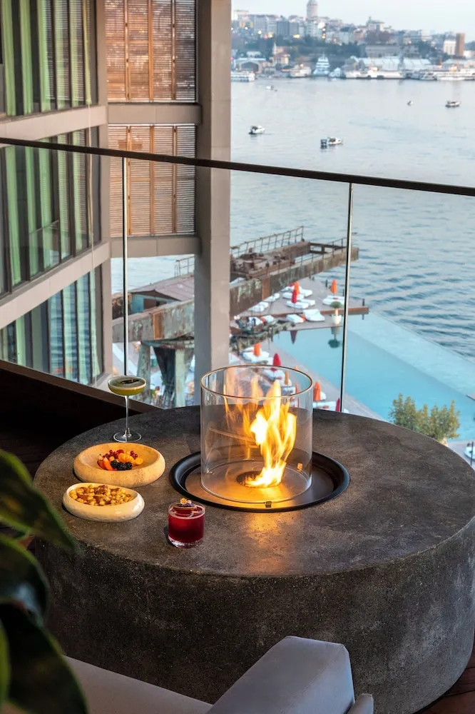 One Bedroom Duplex Terrace Suite with Sea View - Complimentary Butler Service