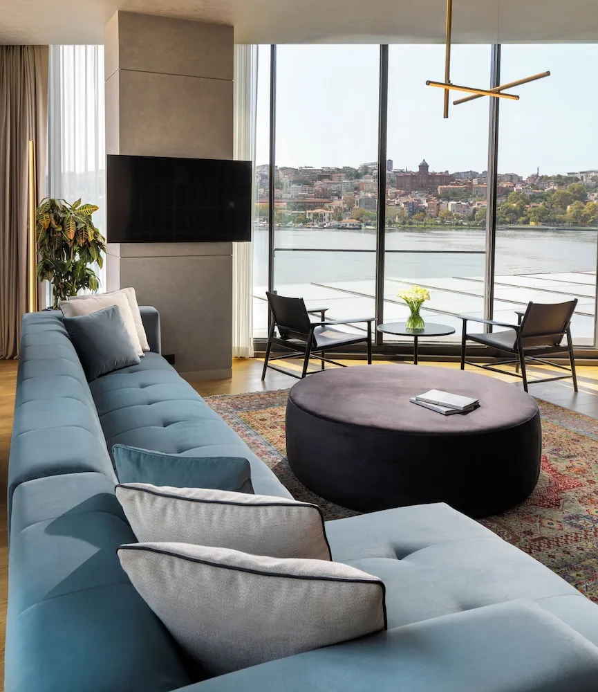 Süit, 1 Yatak Odası, Deniz Manzaralı, Köşe (Complimentary Butler Service)