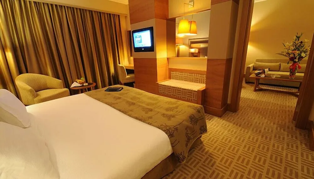 Suite Room
